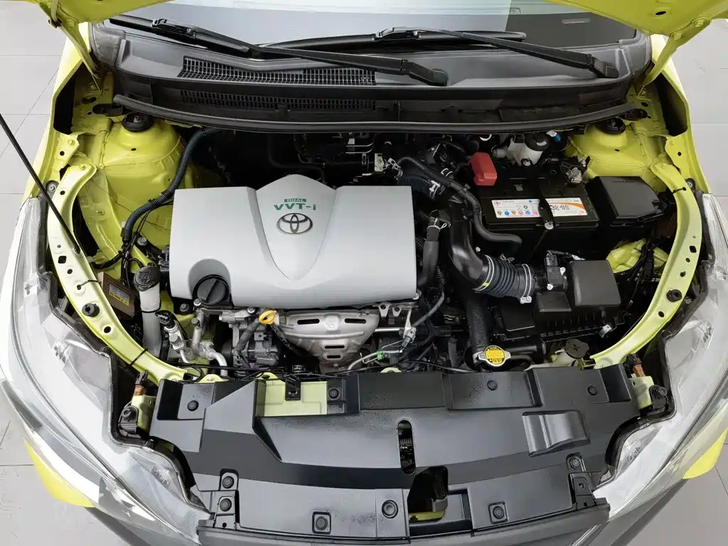 Toyota Yaris L 2016