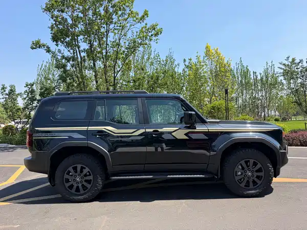 Toyota Prado 2025