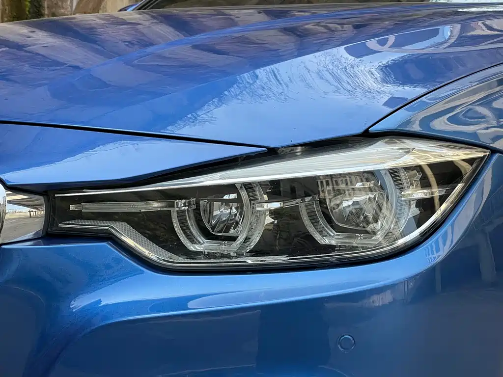 BMW 3 Series 2016 — фото 9