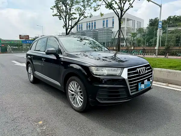Audi Q7 2016