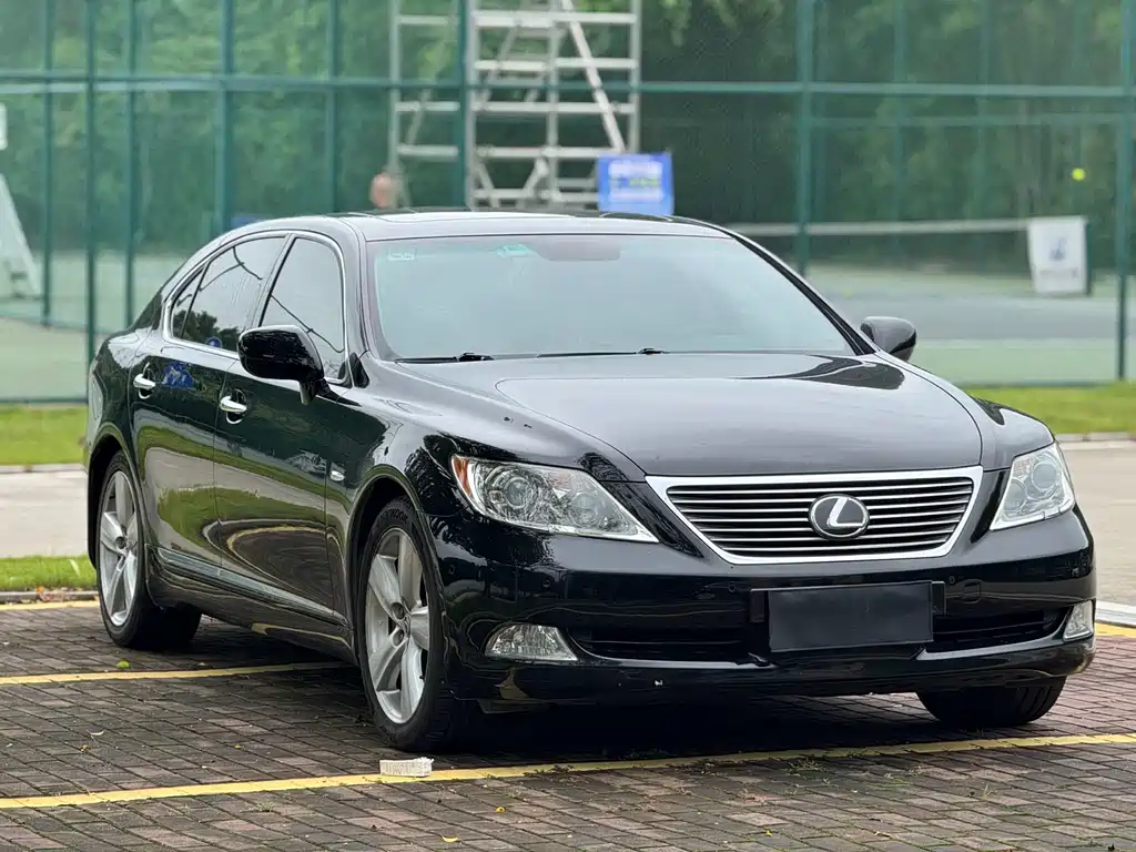 Lexus LS 2009
