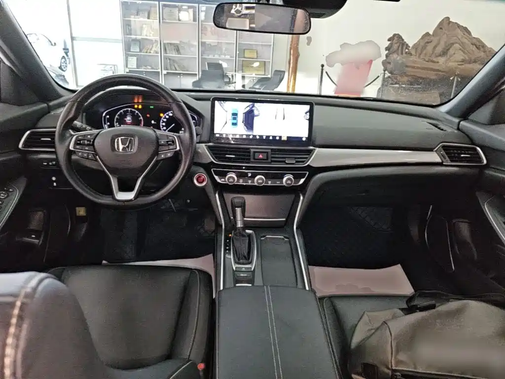 Honda Inspire 2023 — фото 10