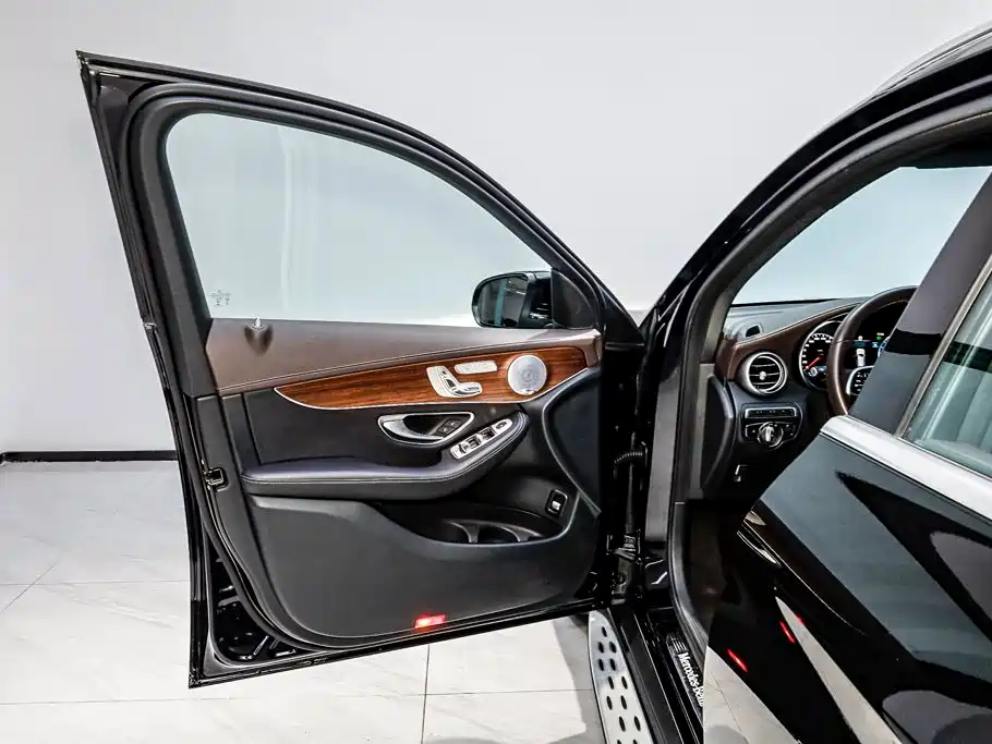 Mercedes-Benz GLC 2020 — фото 8