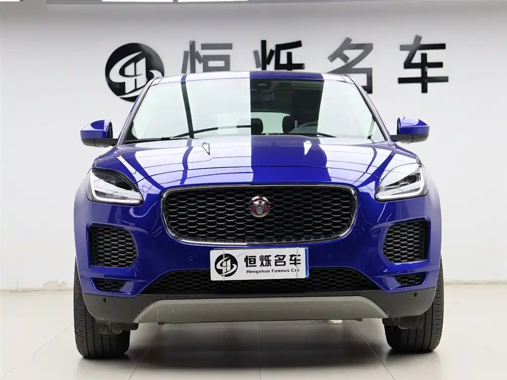 Jaguar E-PACE 2021 — фото 25