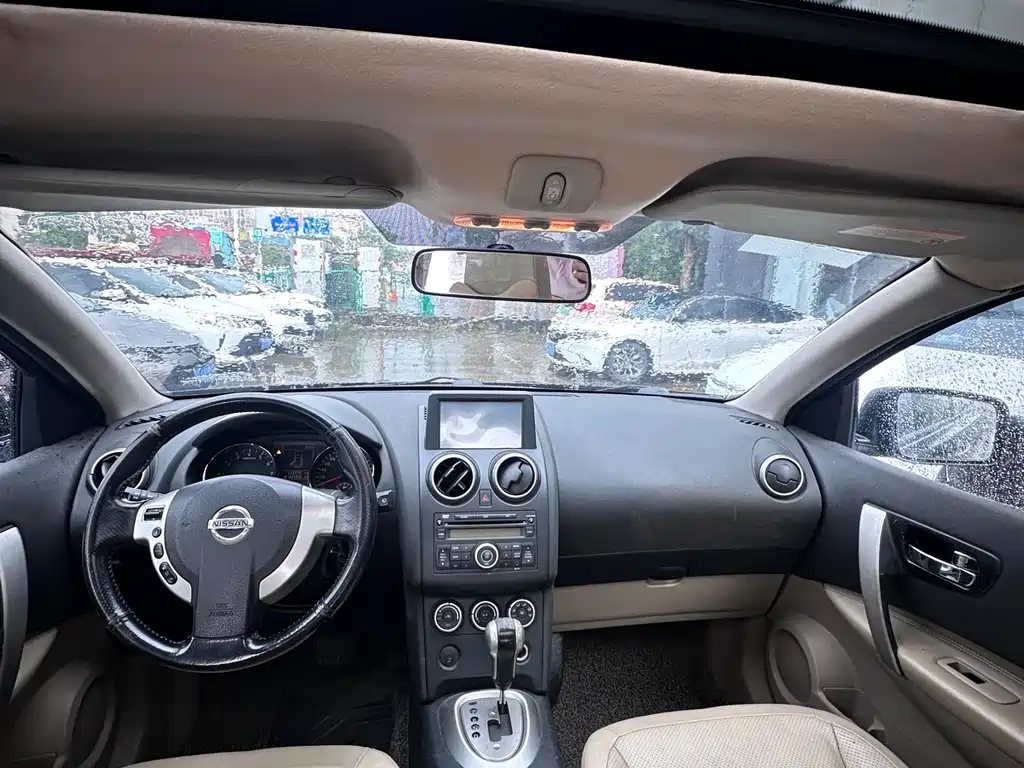 Nissan Qashqai 2012