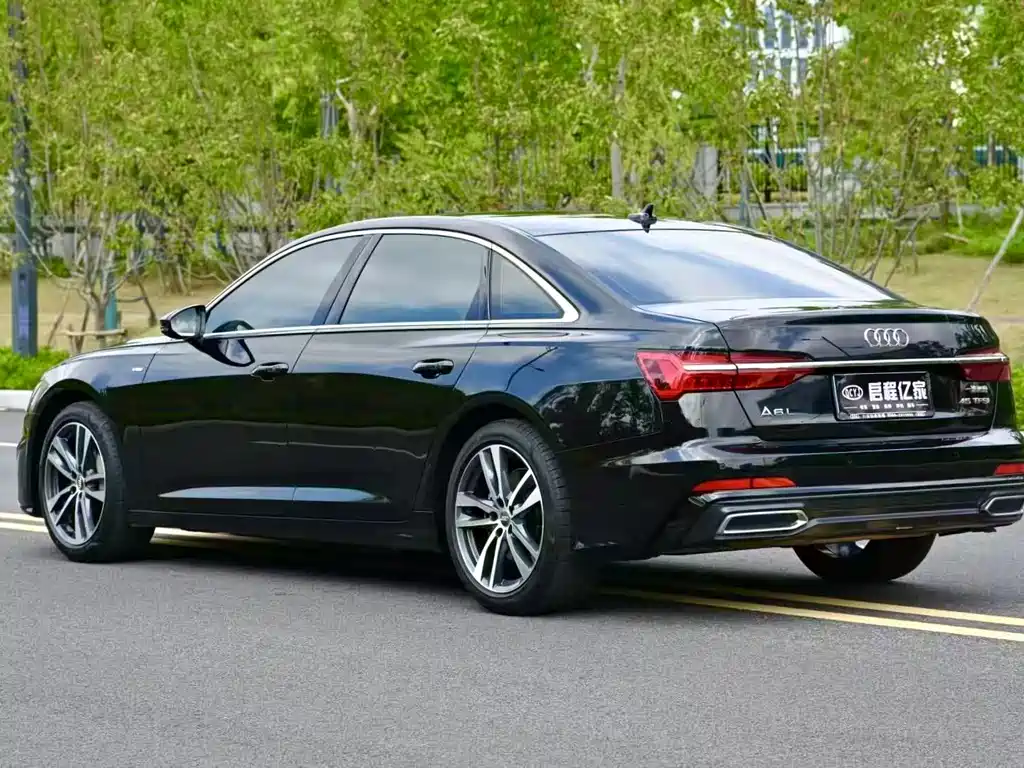Audi A6L 2021 — фото 14