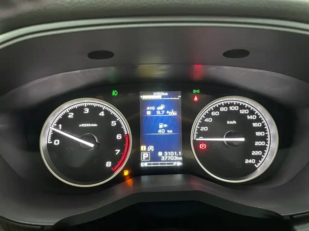 Subaru Forester 2022 — фото 12