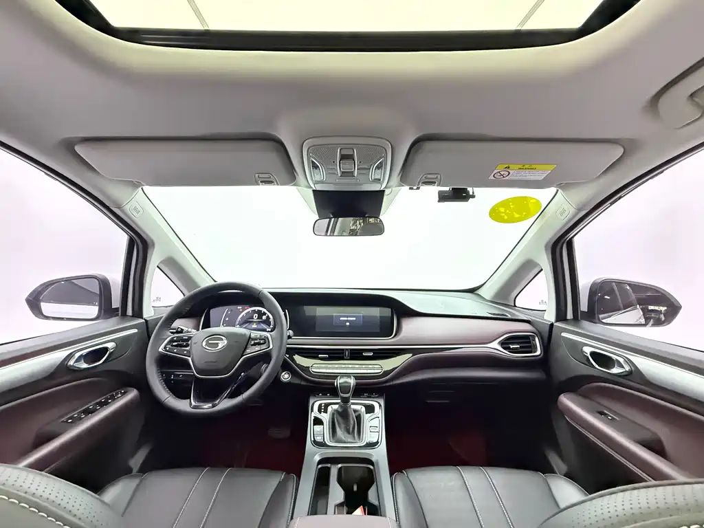 GAC Motor Trumpchi M6 2022 — фото 12