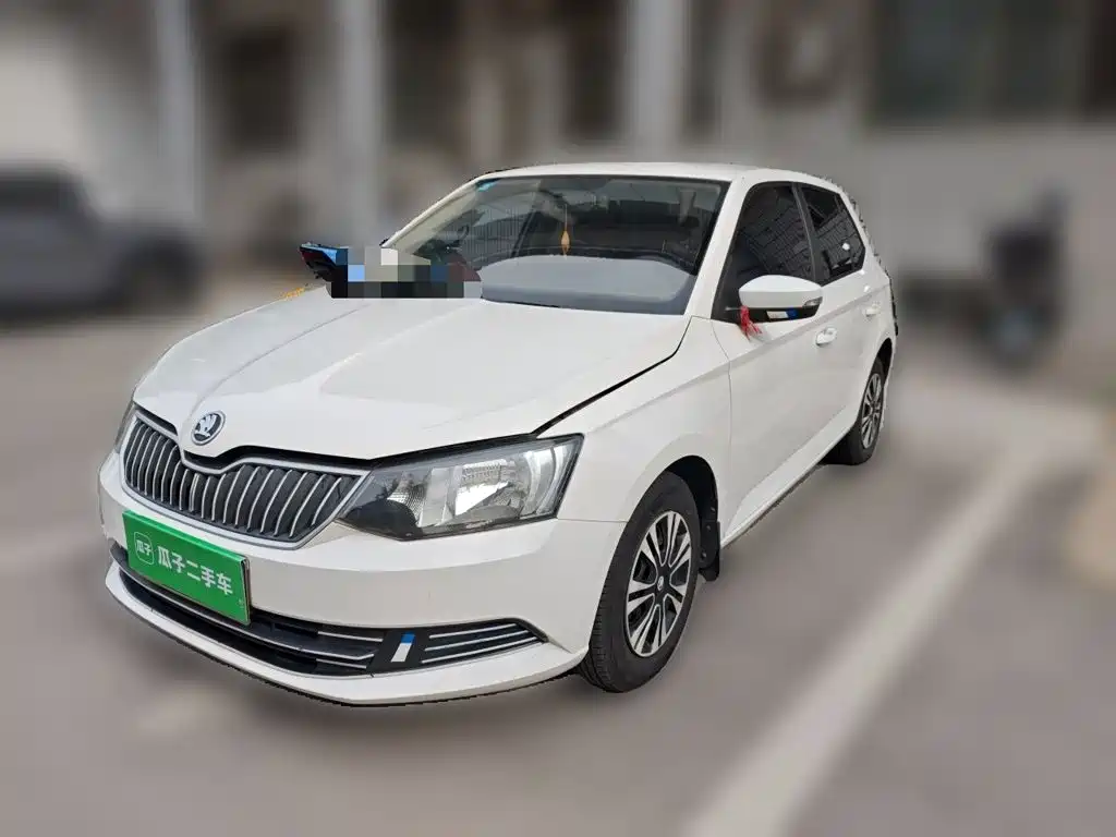 Skoda Fabia 2016 — фото 2