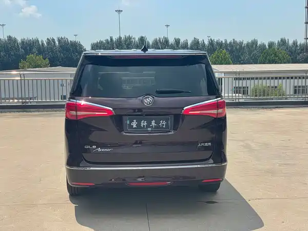 Buick GL8 2019
