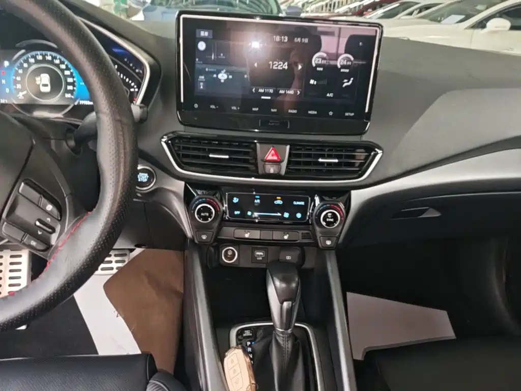 Hyundai Fista 2020 — фото 13
