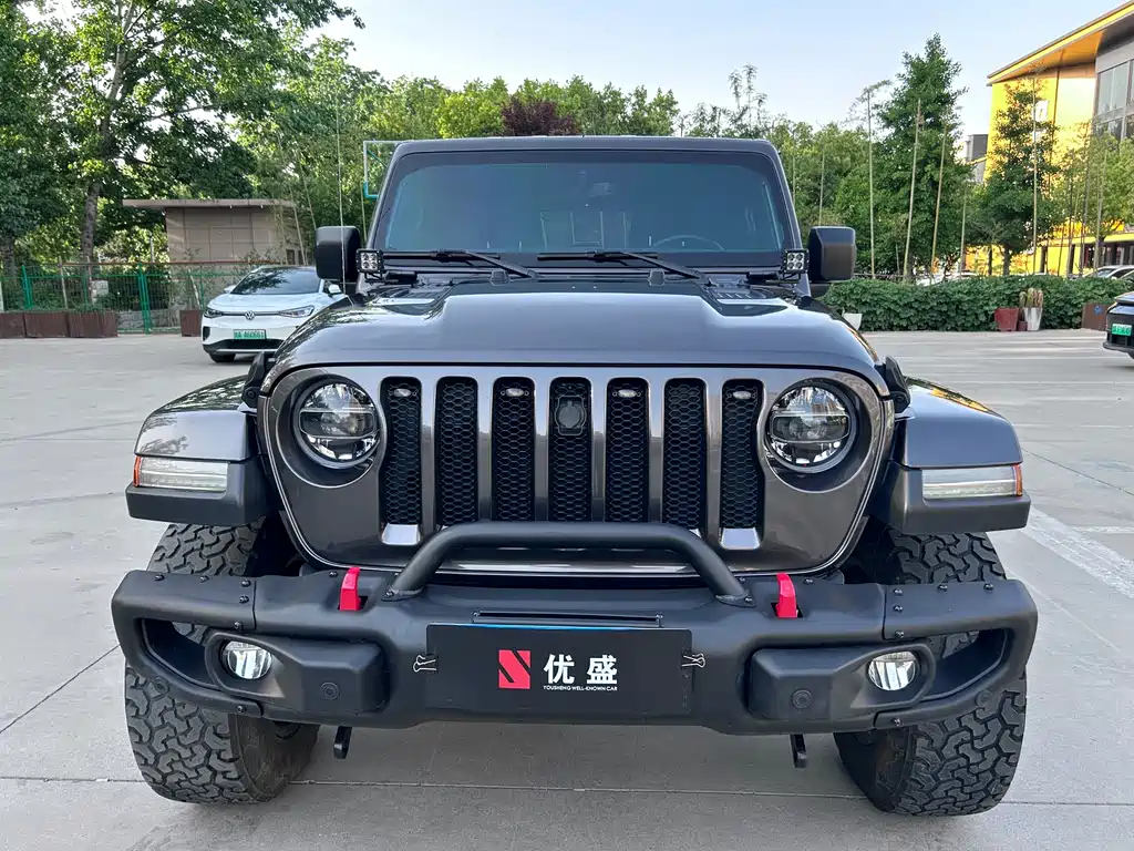 Jeep Wrangler 2021 — фото 2