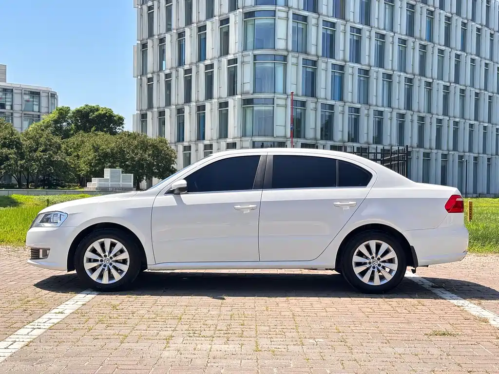 Volkswagen Lavida 2016