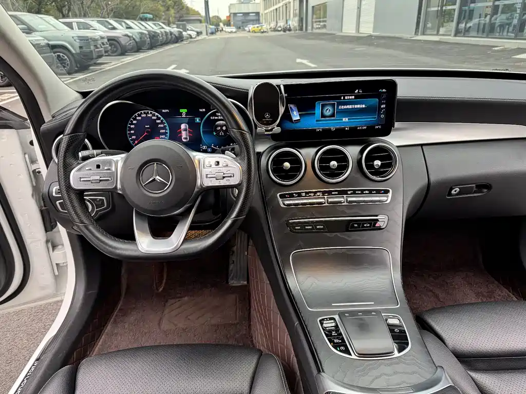 Mercedes-Benz C-Class 2021 — фото 8