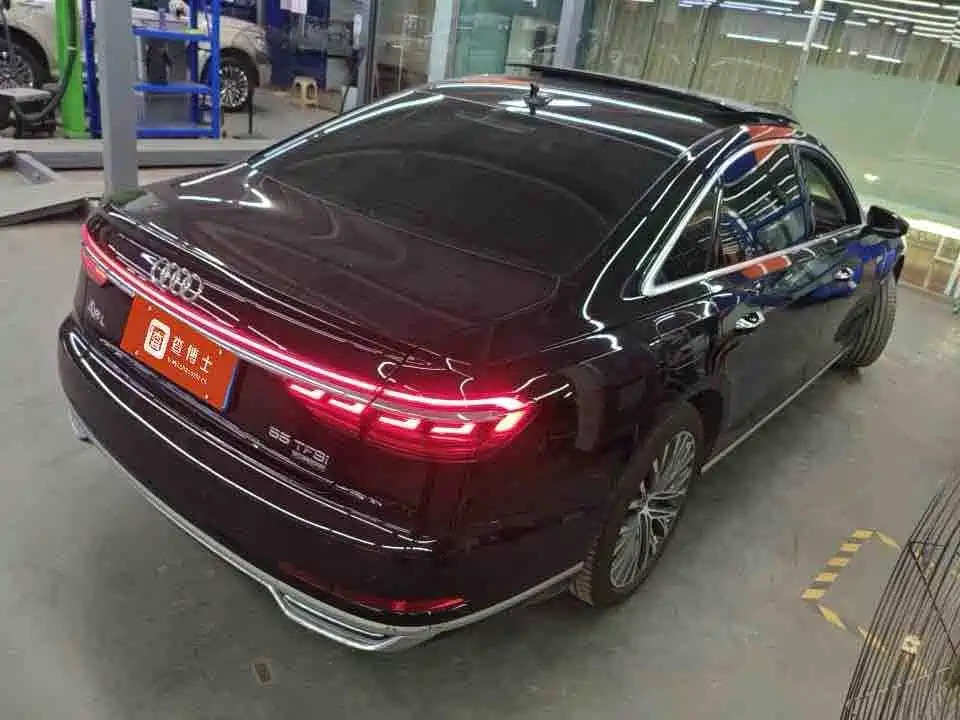 Audi A8 2022