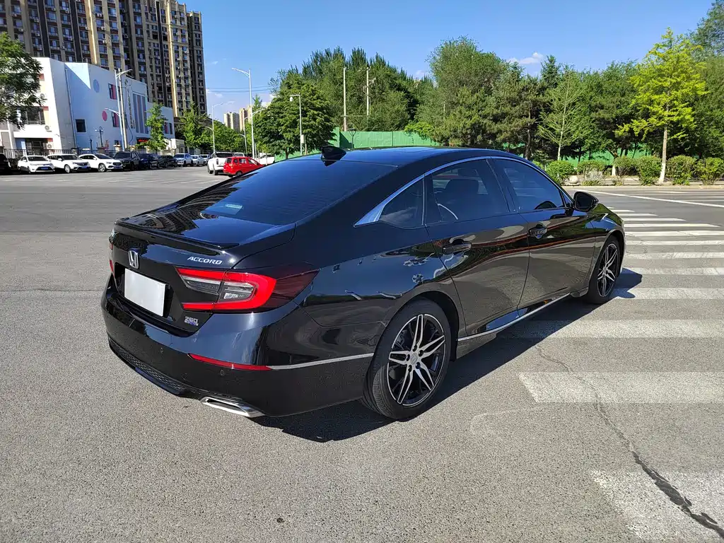 Honda Accord 2023 — фото 2