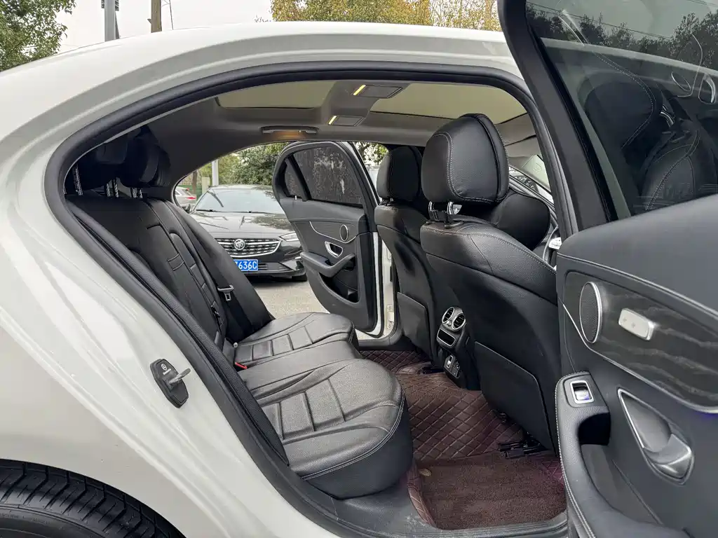 Mercedes-Benz C-Class 2021 — фото 12