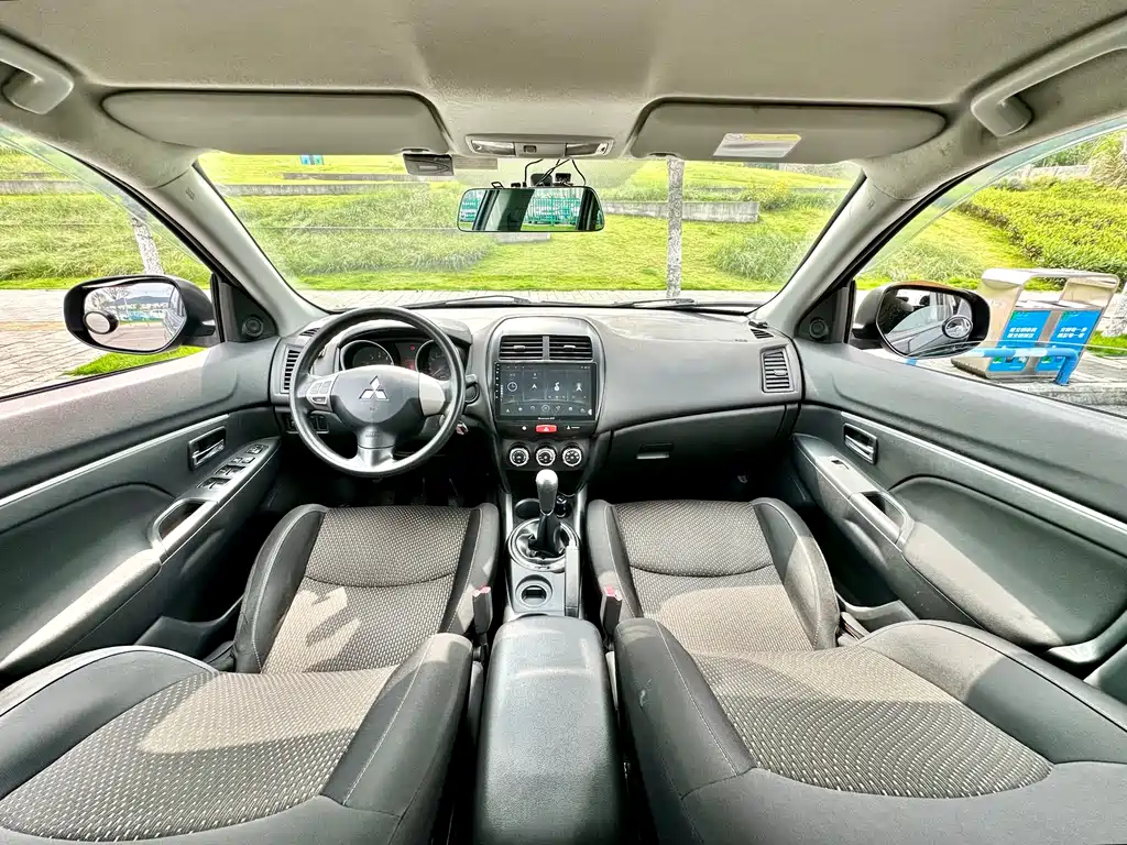 Mitsubishi ASX 2015 — фото 37