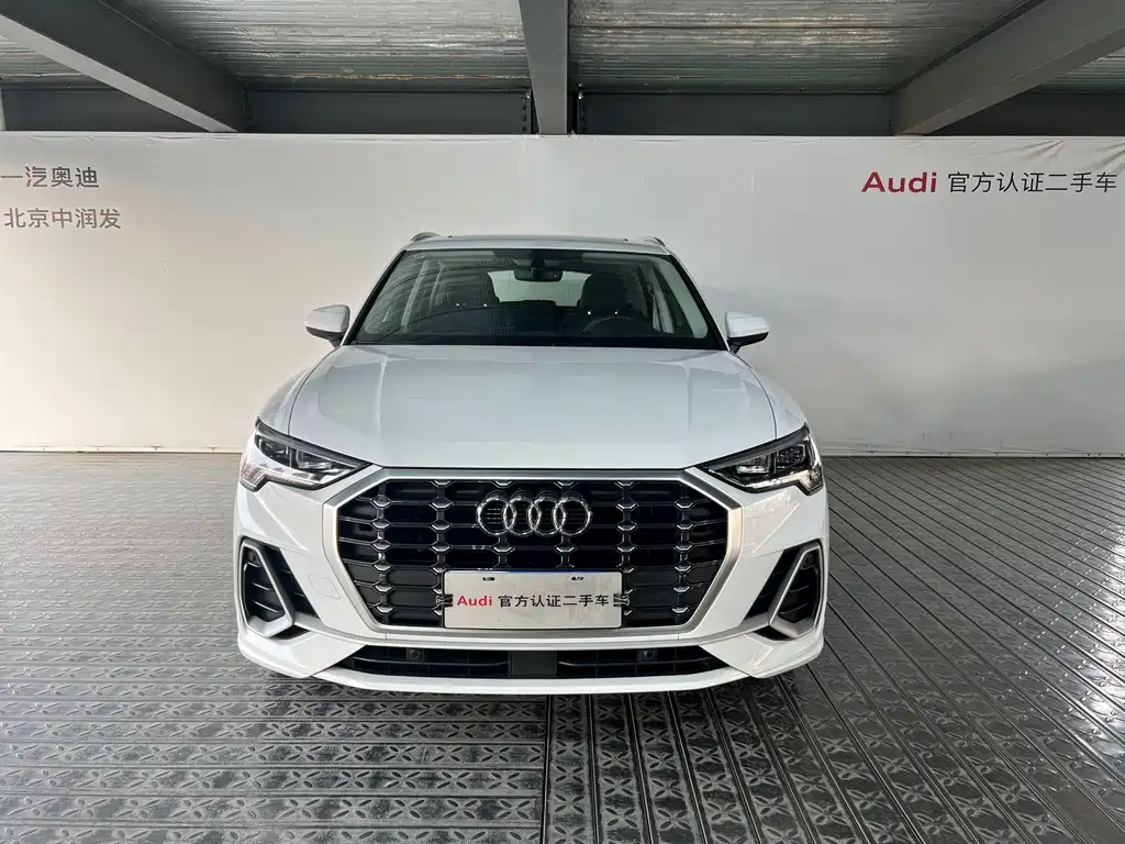 Audi Q3 2023 — фото 2