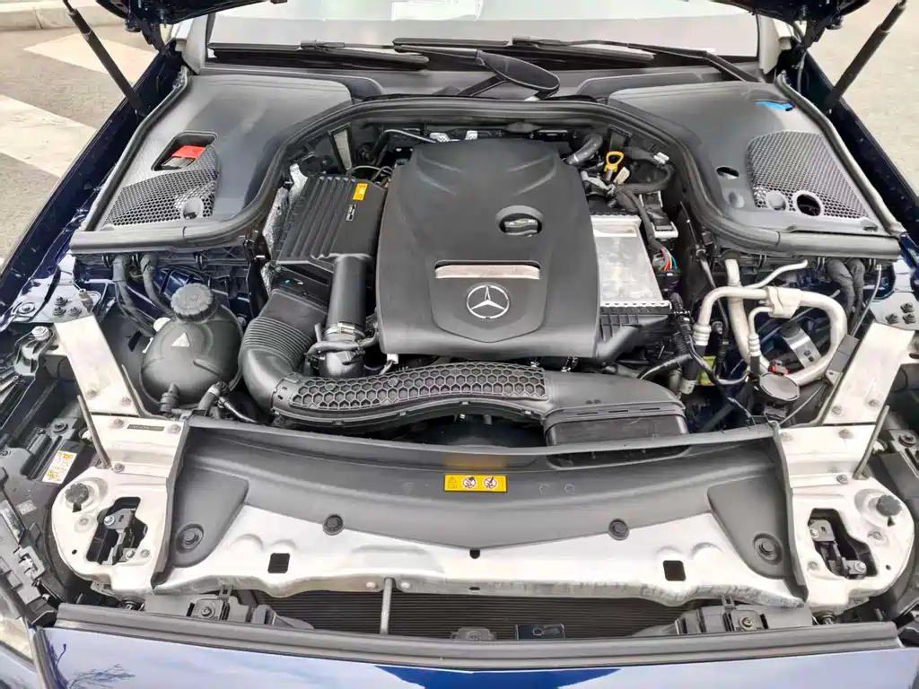 Mercedes-Benz E-Class 2017 — фото 10