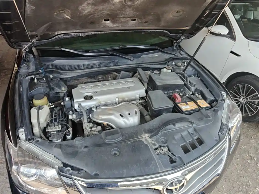 Toyota Camry 2015 — фото 20