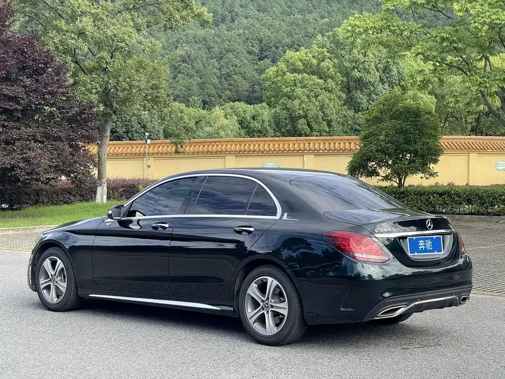 Mercedes-Benz C-Class 2019 — фото 8