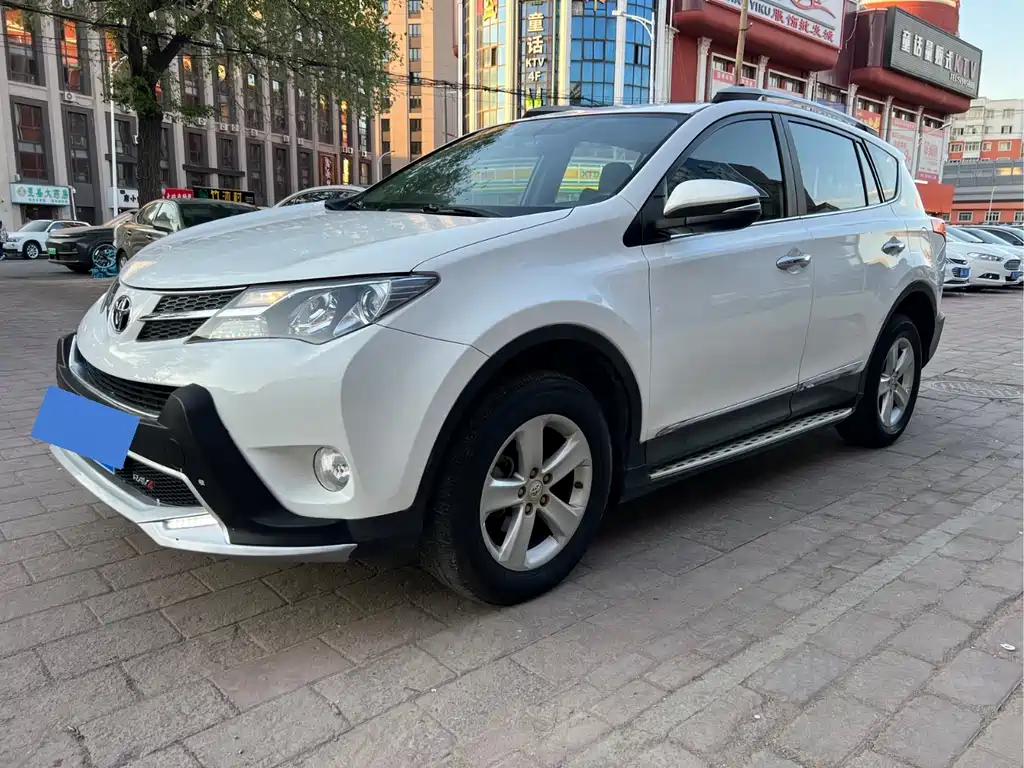 Toyota RAV4 2013