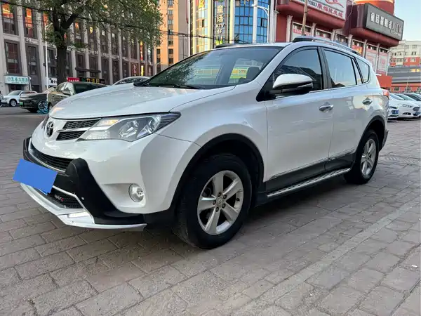Toyota RAV4 2013