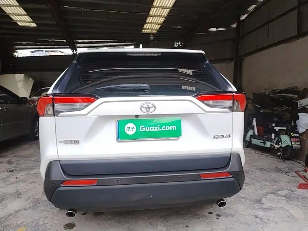 Toyota RAV4 2024