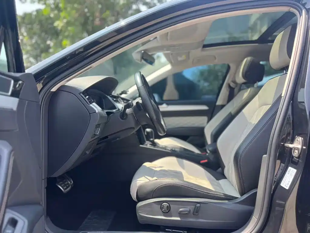 Volkswagen Magotan 2023