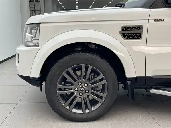 Land Rover Discovery 2016