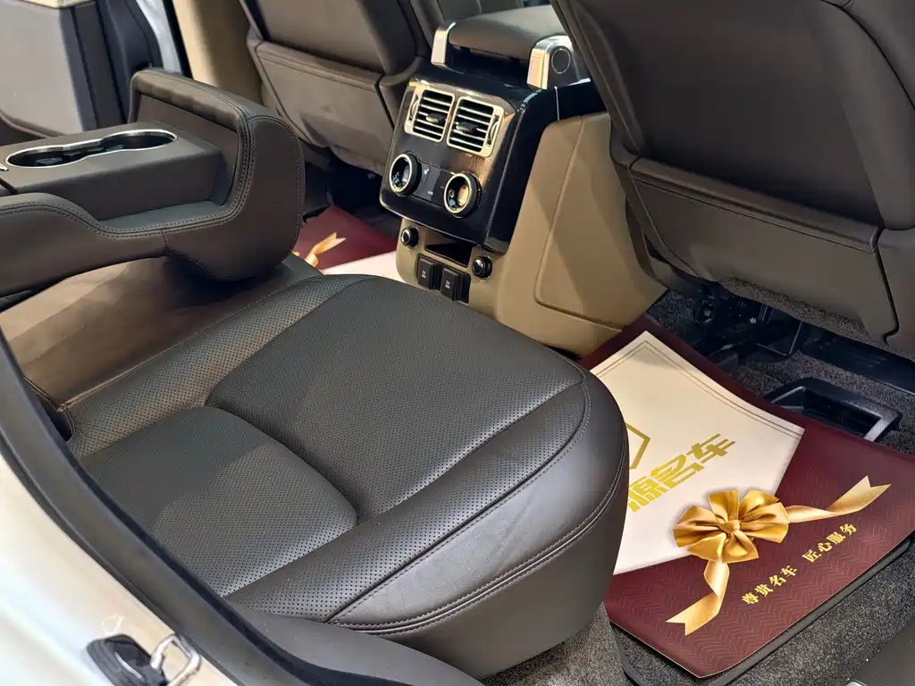 Land Rover Range Rover 2019 — фото 13