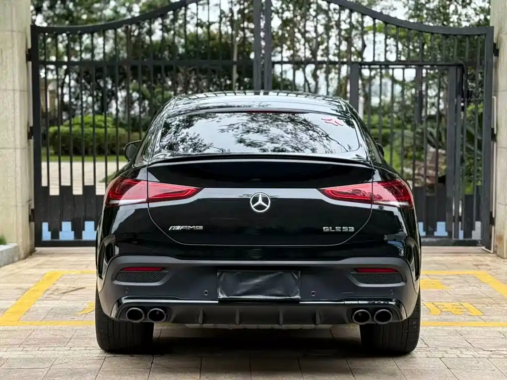Mercedes-Benz GLE Coupe AMG 2023 — фото 8