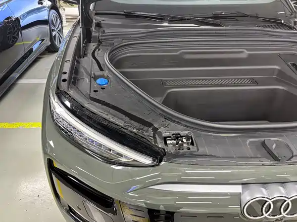 Audi Q6L E-Tron 2025