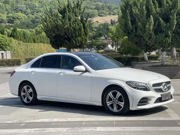 Mercedes-Benz C-Class 2019