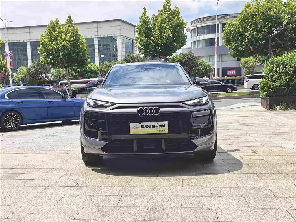 Audi Q6L E-Tron 2025 — фото 2