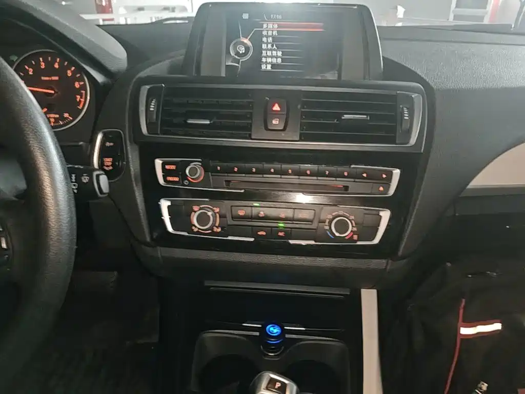 BMW 1 Series 2015 — фото 13