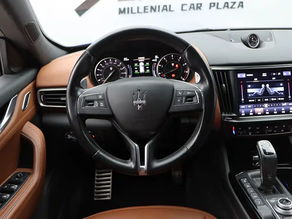 Maserati Levante 2022 — фото 11