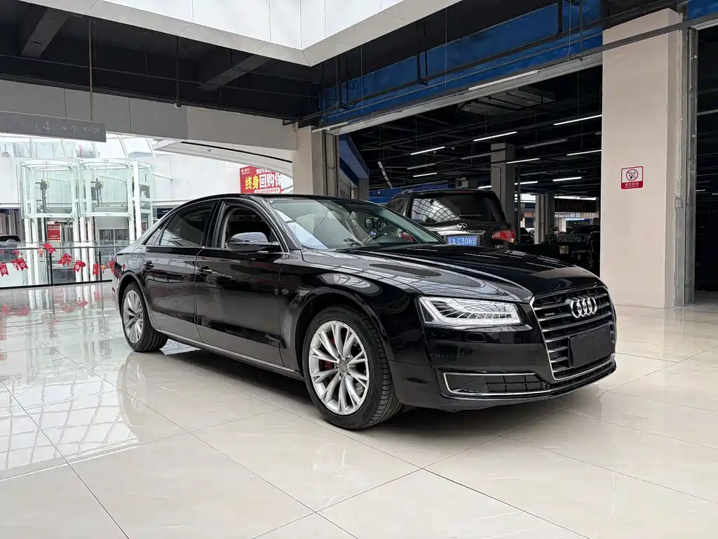 Audi A8 2015 — фото 3