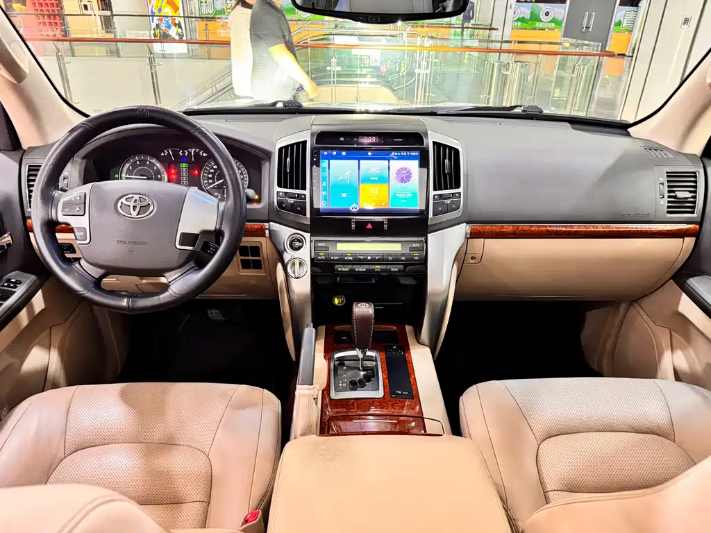 Toyota Land Cruiser 2015 — фото 17