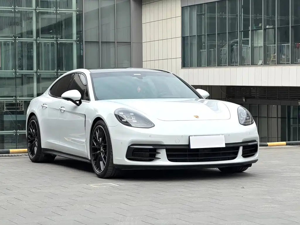 Porsche Panamera 2020 — фото 3