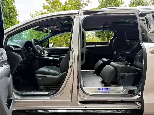 Toyota Sienna 2022