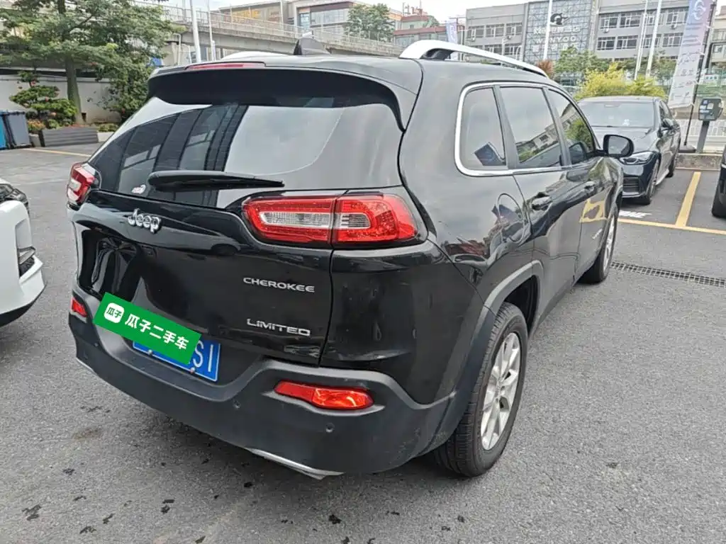 Jeep Cherokee 2017