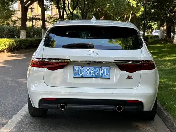 Jaguar XF 2018