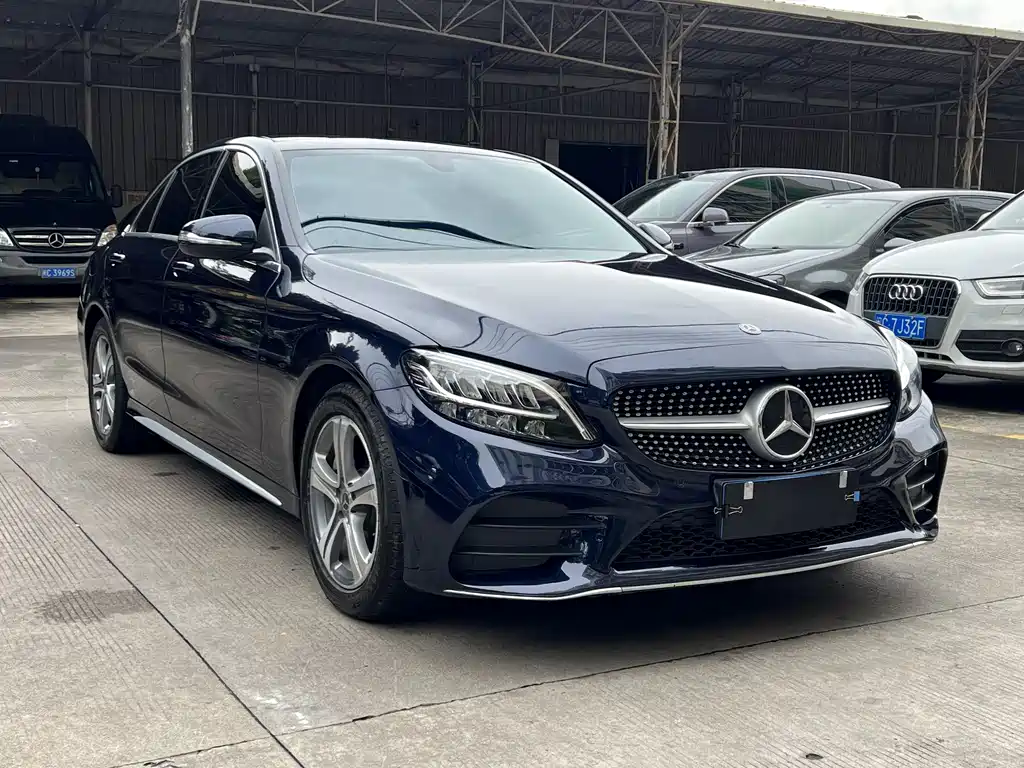 Mercedes-Benz C-Class 2019 — фото 3