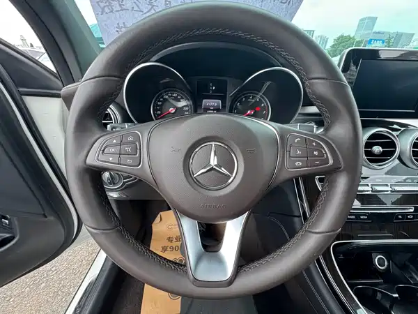 Mercedes-Benz GLC 2018
