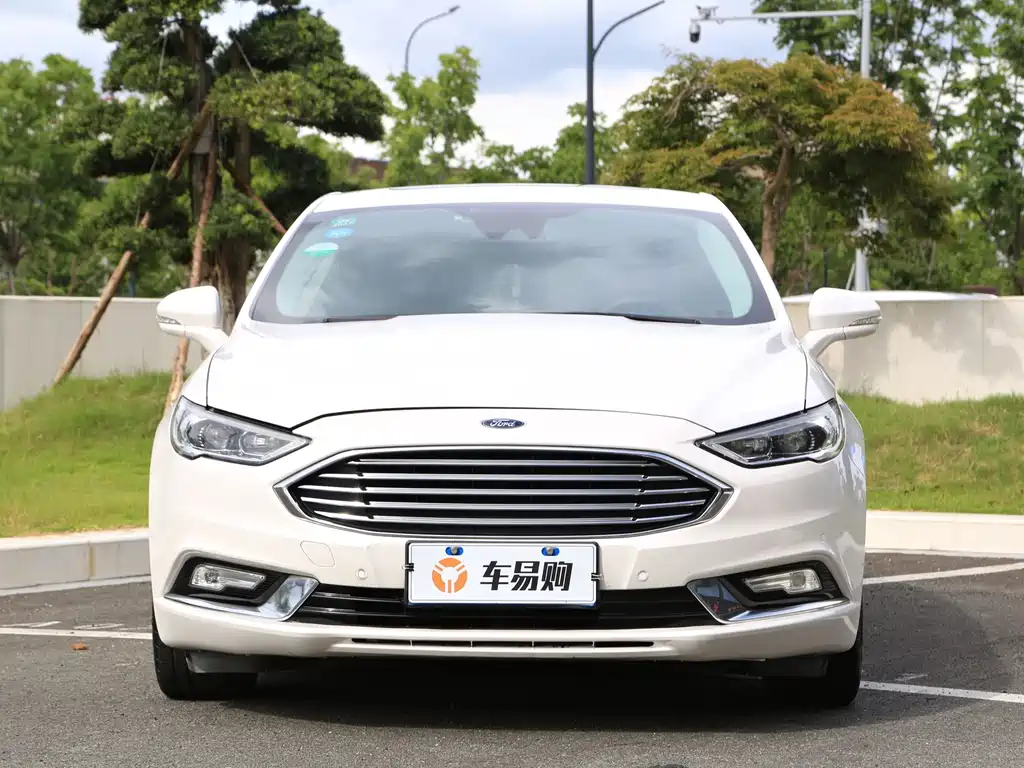 Ford Mondeo 2017 — фото 2