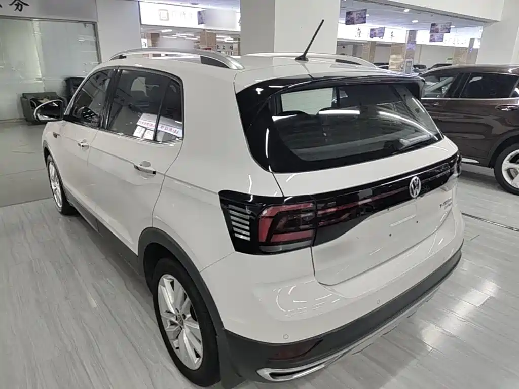 Volkswagen T-Cross 2020 — фото 23
