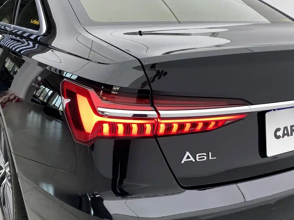 Audi A6L 2023 — фото 36