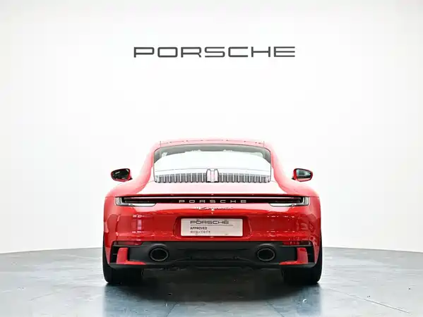 Porsche 911 2023